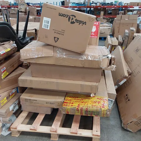 PALLET OF ASSORTED FURNITURE PARTS 