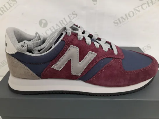 PAIR OF NEW BALANCE LACE UP TRAINERS IN MAROON/NAVY/GREY - UK 7