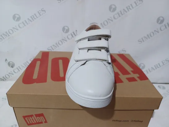 BOXED FITFLOP RALLY METALLIC BACK LEATHER STRAP SNEAKERS - UK 7