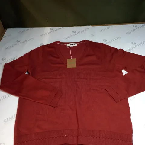 BODEN KNITTED JUMPER SIZE M