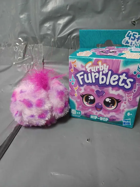 FURBY FURBLETS HIP-BOP MINI ELECTRONIC PLUSH TOY