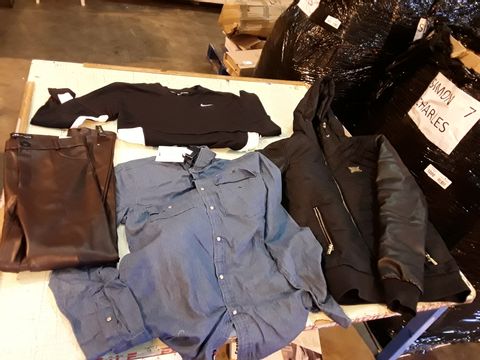 CAGE OF ASSORTED DESIGNER ADULTS CLOTHING TO INCLUDE: ZARA SKIRT, JOULES COAT, ADIDAS JUMPER, ARMANI JEANS, BOOHOO VOAT ET 