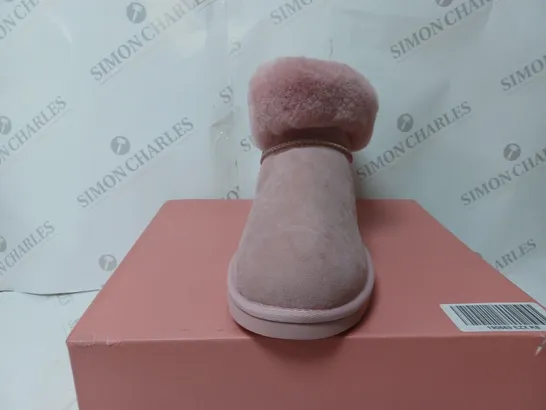 MODA IN PELLE SHEEPSKIN SLIPPER BOOT NUDE SIZE 8