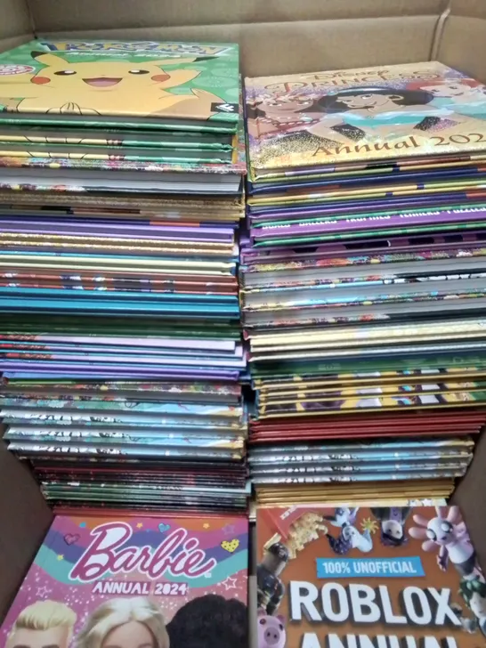 LARGE QUANTITY OF ASSORTED 2024 ANNUALS TO INCLUDE POKEMON, DISNEY PRINCESS, ROBLOX AND BARBIE