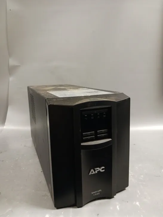 APC 1500 SMARTSLOT UPS