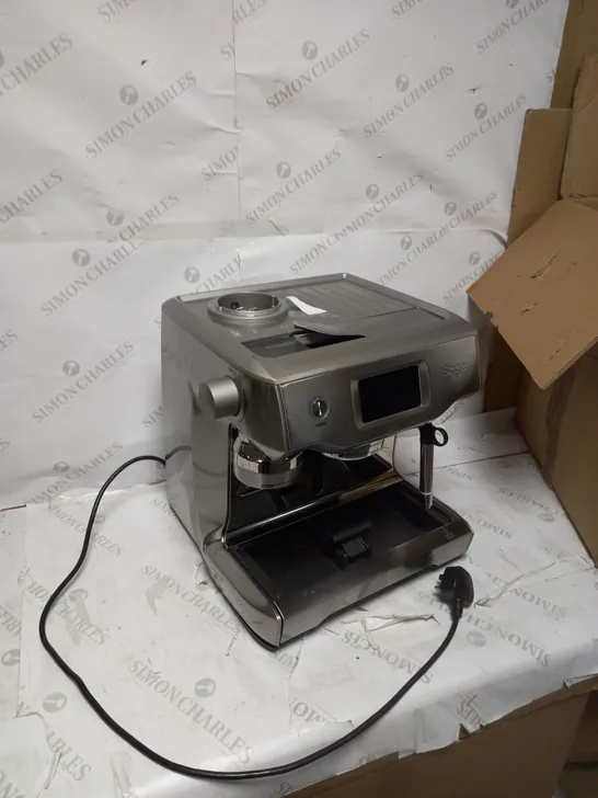 SAGE COFFEE MACHINE - DAMAGED 