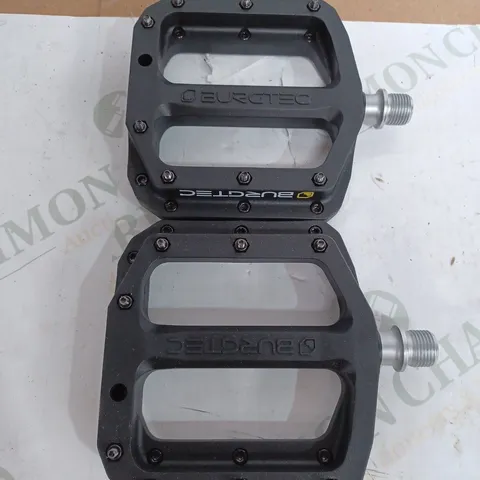 MK4 COMPOSITE FLATS BURGTEC BLACK PEDALS 