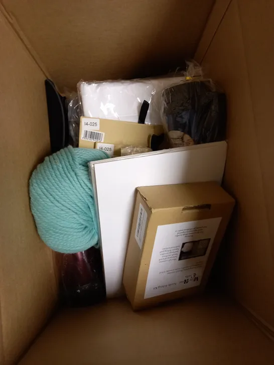 BOX OF APPROXIMATELY 15 ASSORTED HOUSEHOLD ITEMS TO INCLUDE HOT WATER BOTTLE, CLEAR VINYL GLOVES, DUVET SET ETC