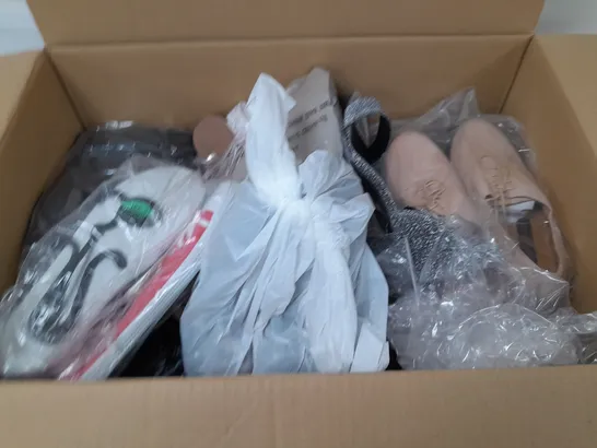 BOX OF APPROXIMATELY 10 ASSORTED WOMENS SHOES IN VARIOUS COLOURS, STYLES AND SIZES