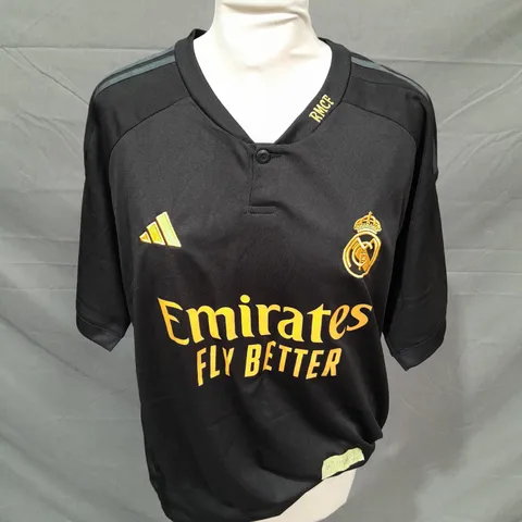 ADIDAS REAL MADRID FOOTBALL  SHIRT - 04 - LARGE