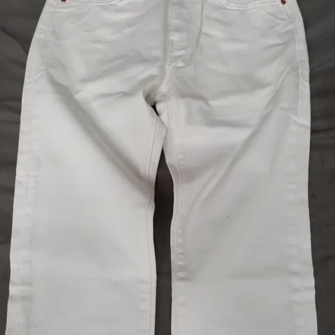 LEVI'S 512 SLIM TAPER JEANS IN WHITE SIZE 30/34