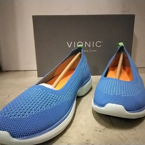 BOXED VIONIC WOMEN'S BALLERINAS SIZE 6.5 , 3 PAIRS 