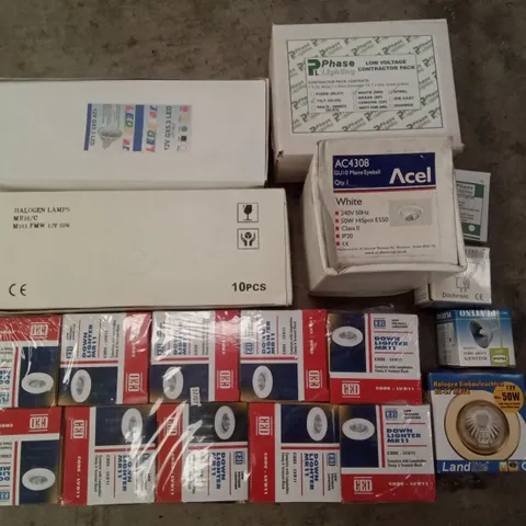 PALLET OF ASSORTED LIGHTING BULBS & DOWNLIGHTS INCLUDING PHASE LIGHTING LOW VOLTAGE CONTRACTOR PACKS, CED DOWN LIGHTERS, ACEL MAINS EYEBALL, 10PC HALOGEN LAMPS, LED STAR BLUE LED LIGHTS