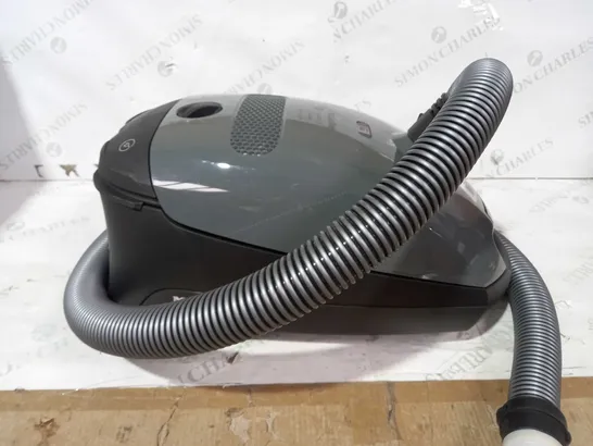 MIELE C1 CLASSIC VACUUM CLEANER IN GREY & BLACK