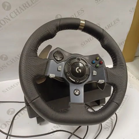 LOGITECH G920 DRIVING FORCE RACING WHEEL