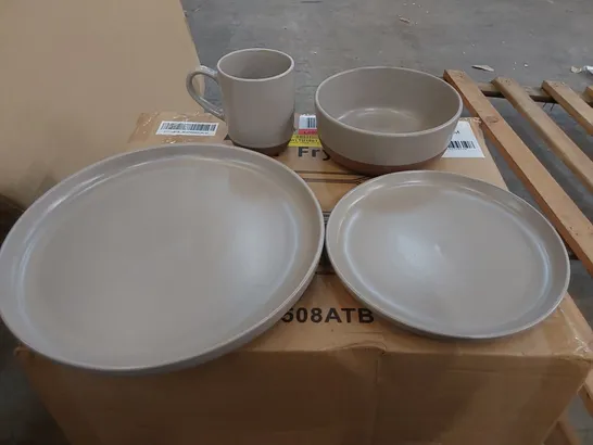 BOXED 16 PIECE DINNERWARE SET - SERVICE FOR 4 (1 BOX)