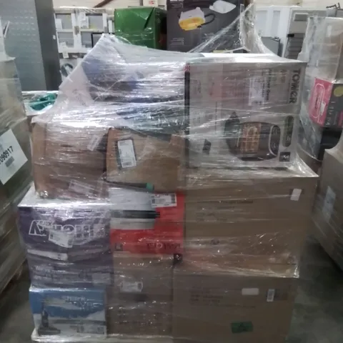 PALLET OF APPROXIMATELY 21 UNPROCESSED RAW RETURN HOUSEHOLD AND ELECTRICAL GOODS TO INCLUDE;