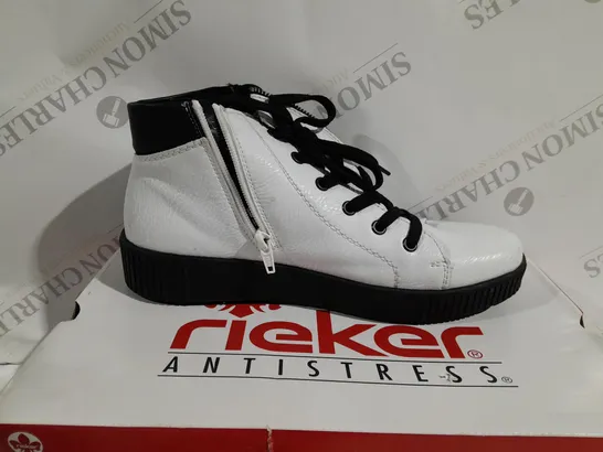 BOXED PAIR OF RIEKER HI-TOP TRAINERS IN WHITE - SIZE 7.5