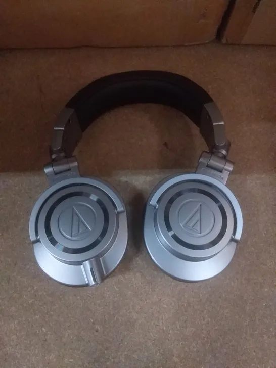 AUDIO TECHNICA ATH-M50 MONITOR HEADPHONES