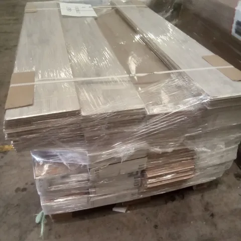 PALLET OF ASSORTED WOODEN LAMINATE FLOORING 26 PACKS OF 7 PLANKS