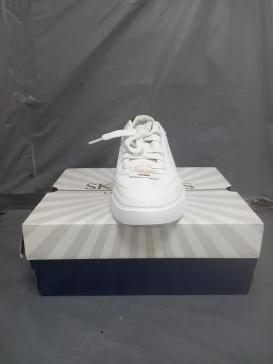 SKECHERS COURT CLASSICS TRAINERS WHITE SIZE 4