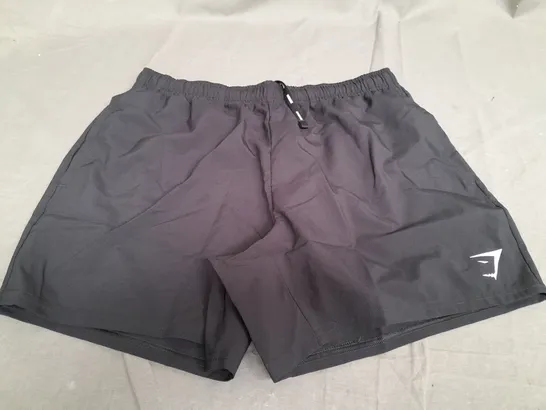 GYMSHARK ARRIVAL 5 SHORTS IN BLACK - MEDIUM