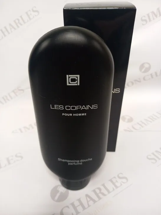 APPROXIMATELY 11 BOXED LES COPAINS POUR HOMME SHAMPOOING DOUCHE PARFUME 400ML