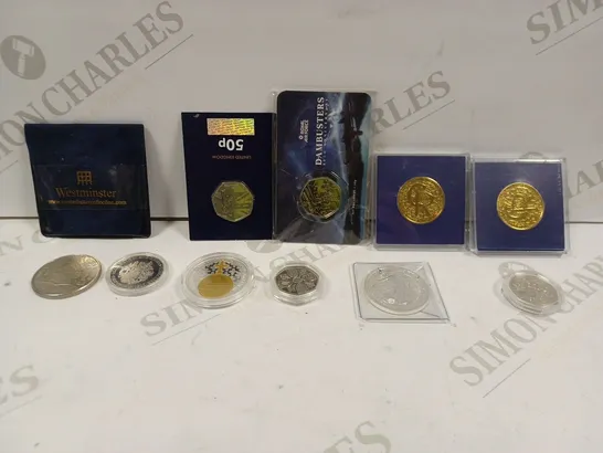 BOX TO CONTAIN APPROX. 20 X ASSORTED COMMEMORATIVE AND COLLECTORS COINS. DESIGNS VARY