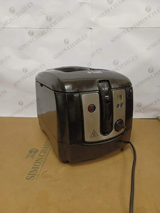 RUSSELL HOBBS DIGITAL DEEP FRYER