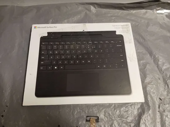 MICROSOFT SURFACE PRO SIGNATURE KEYBOARD