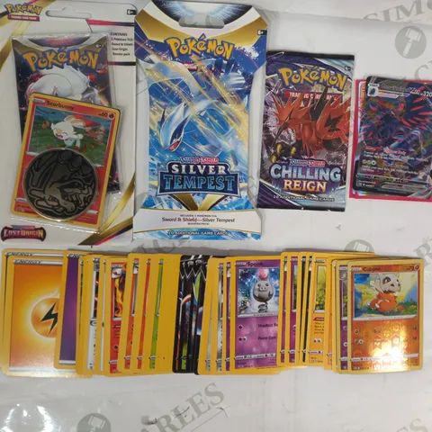 LOT OF ASSORTED COLLECTIBLE POKÉMON TRADING CARDS