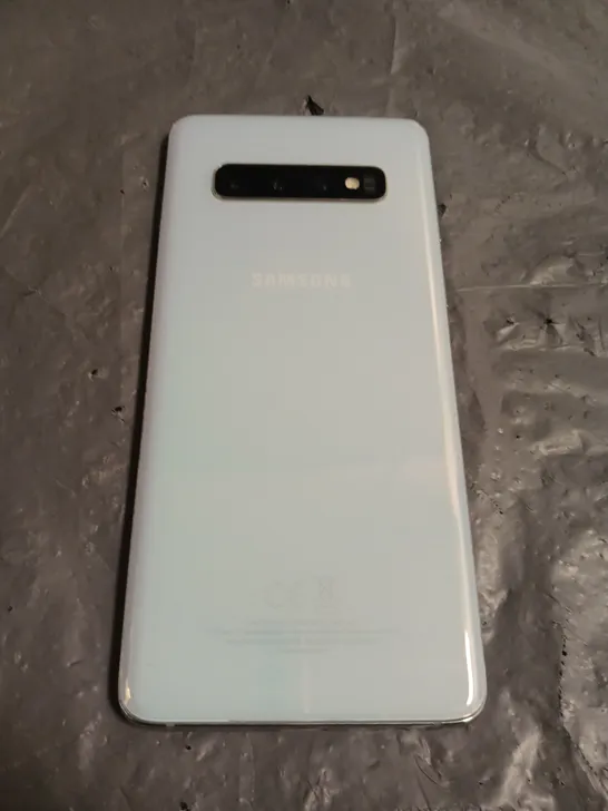 SAMSUNG GALAXY S10 SMARTPHONE