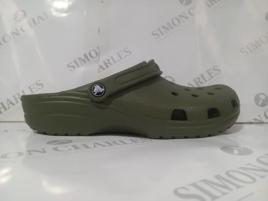 PAIR OF CROCS CLASSIC CLOGS IN SAGE GREEN UK SIZE M10/W11