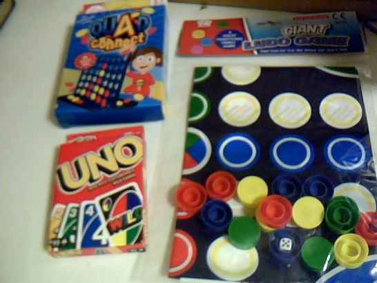 SELECTION OF CHILDRENS GAMES INCLUDING UNO, QUAD CONNECT ANF GIANT LUDO GAME
