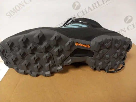 BOXED TERREX SWIFT R3 MID GTX W SIZE 7