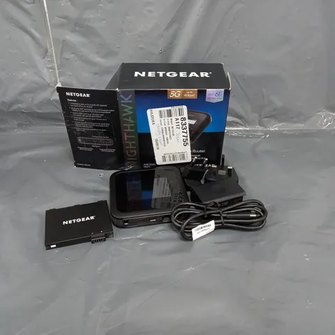 BOXED NETGEAR MOBILE ROUTER AXE3600 MR6450 WIFI 6E