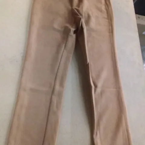 BOX OF APPROXIMATELY 19 MARLA WYNNE STRETCH FAUX SUEDE JEANS DARK CAMEL - SIZE 16