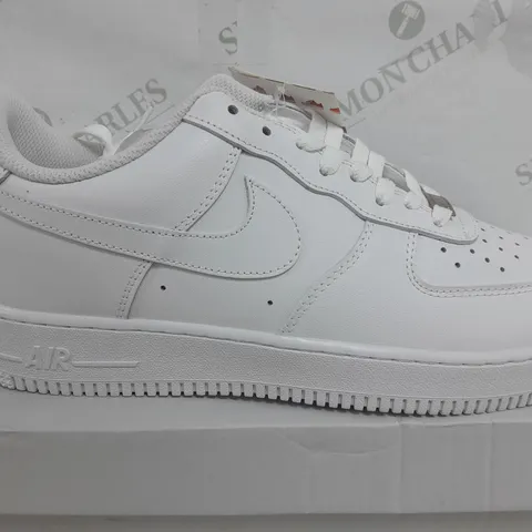 BOXED PAIR OF NIKE AIR FORCE 1 '07 - UK 10