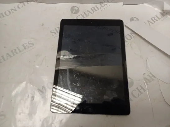 APPLE A1474 IPAD AIR 