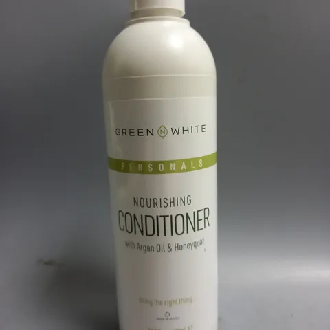 BOX OF APPROX 30 GREEN N WHITE NOURISHING CONDITIONER - COLLECTION ONLY