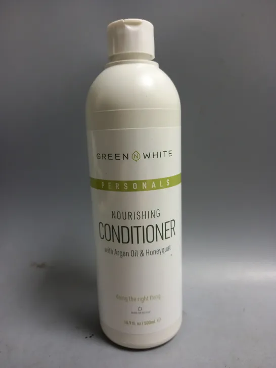 BOX OF APPROX 30 GREEN N WHITE NOURISHING CONDITIONER - COLLECTION ONLY