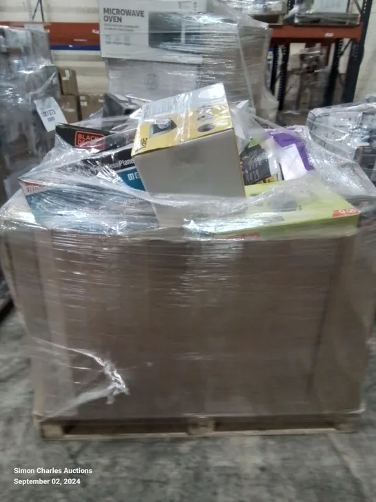 PALLET OF APPROXIMATELY 61 UNPROCESSED RAW RETURN HOUSEHOLD AND ELECTRICAL GOODS TO INCLUDE;