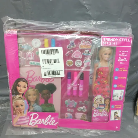 BARBIE TRENDY STYLE SET 2 IN 1 