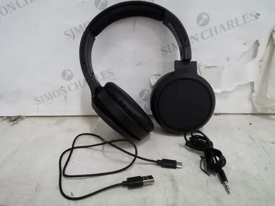 BOXED PHILLIPS 5000 SERIES WIRELESS HEADPHONES 