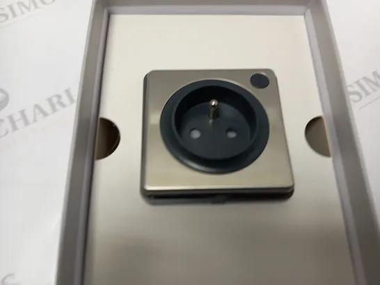 BOXED LIGHTWAVE SMART SOCKET