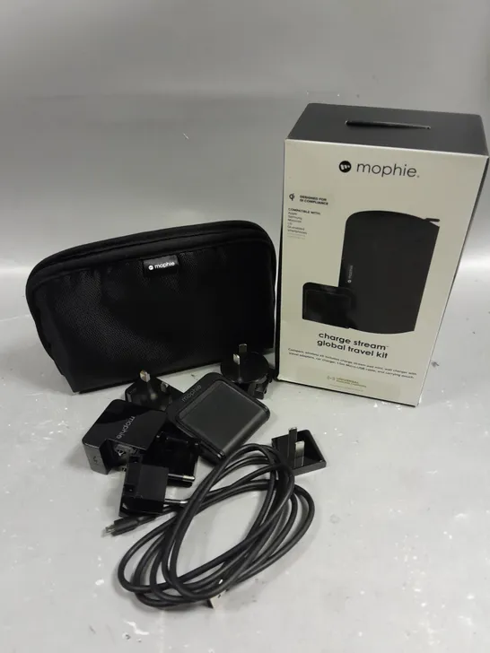 BOXED MOPHIE CHARGE STREAM GLOBAL TRAVEL KIT 