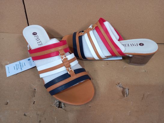 BOXED PAIR OF PAVERS RED/WHITE/BLUE SANDALS EU SIZE 40