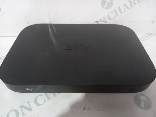 SKY EM150 Q MINI BOX