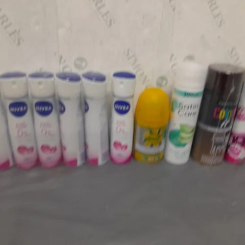 APPROXIMATELY 5 ASSORTED AEROSOL CANS TO INCLUDE NIVEA, AIR FRESHNER AND SHAVING GEL - COLLECTION ONLY 