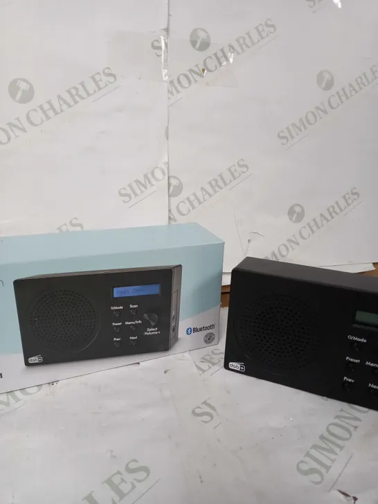 DAB+ RADIO WITH LCD COLOUR DISPLAY SCREEN